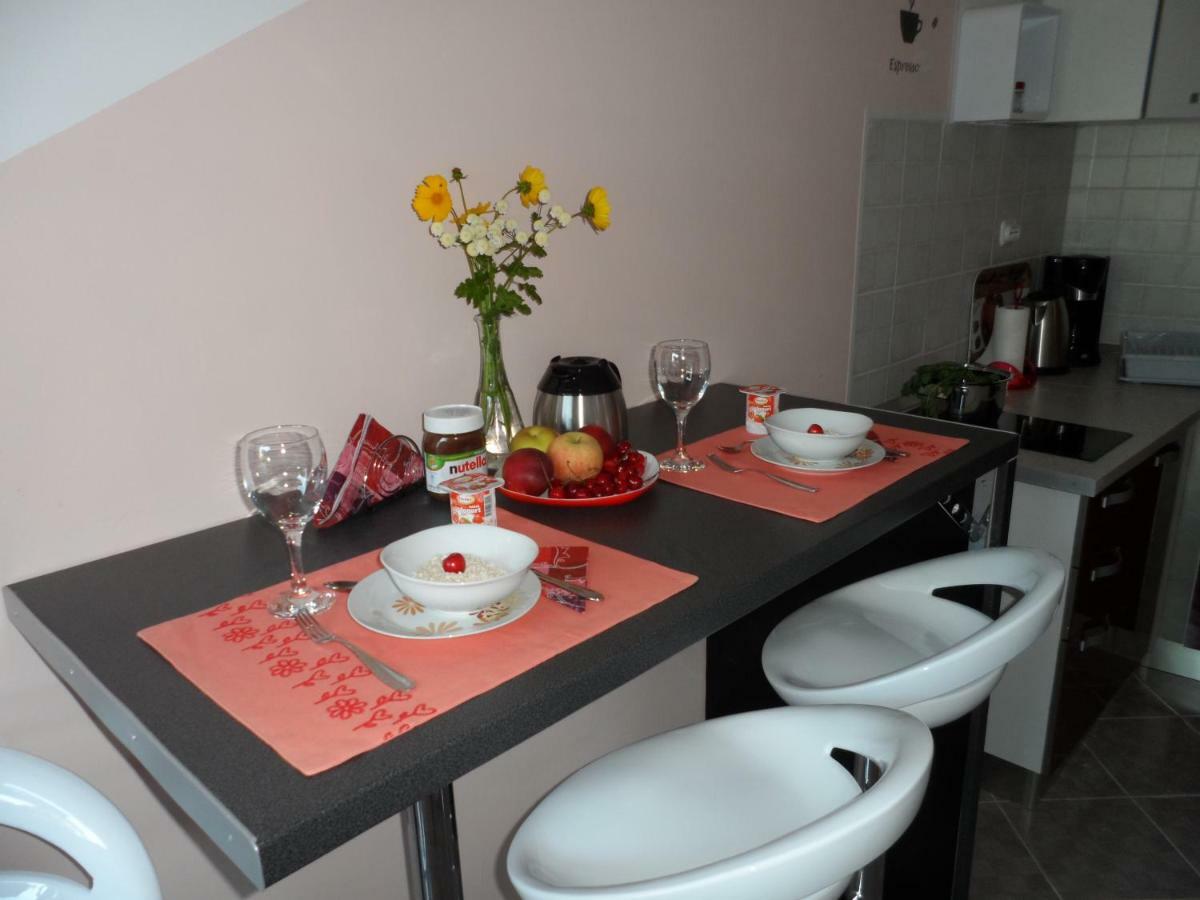 Apartments Dalia House Хвар Экстерьер фото